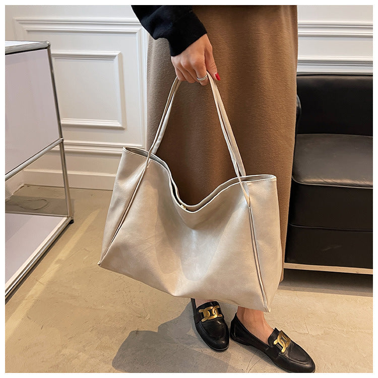 Vintage Large Capacity Shoulder Bag