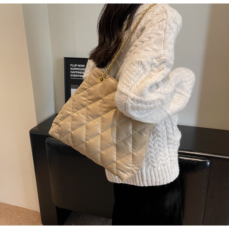 Advanced Texture Large Capacity Shoulder Bag