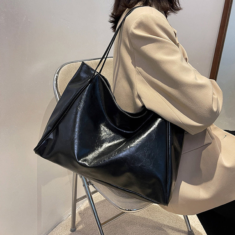 Vintage Large Capacity Shoulder Bag
