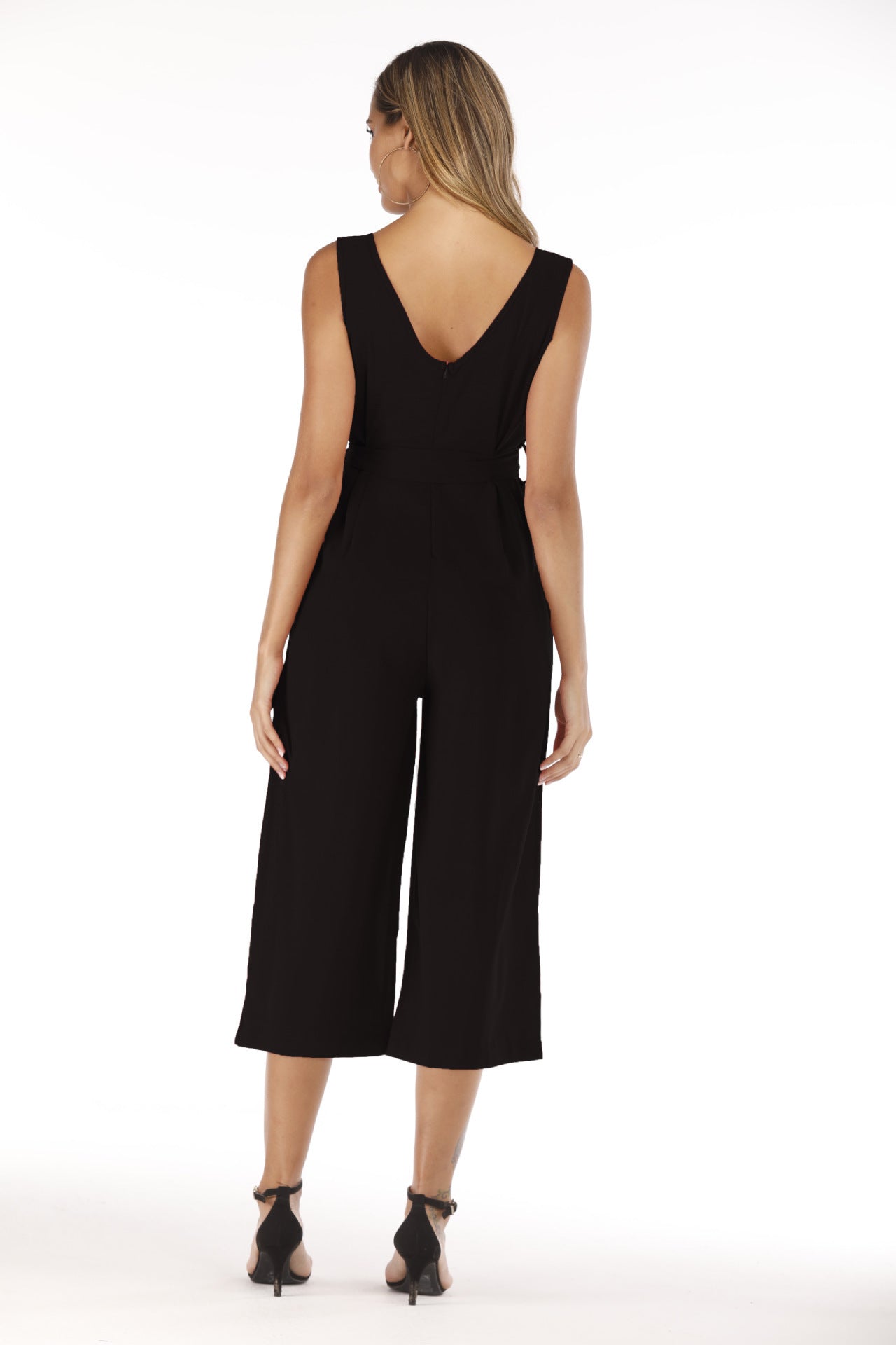 V-neck Halter Buttons with Belt Jumpsuit