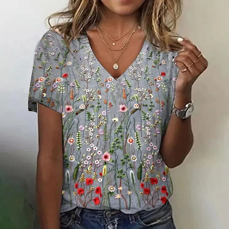 Short-sleeved V-neck Floral Print T-Shirt