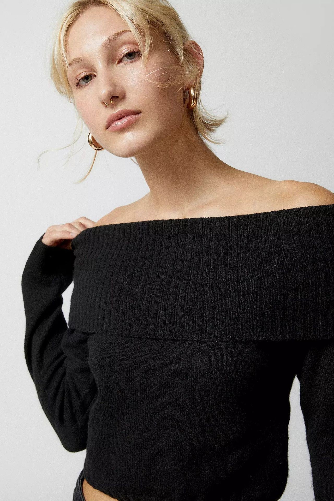 Solid Color Off-the-neck Lapel Sweater